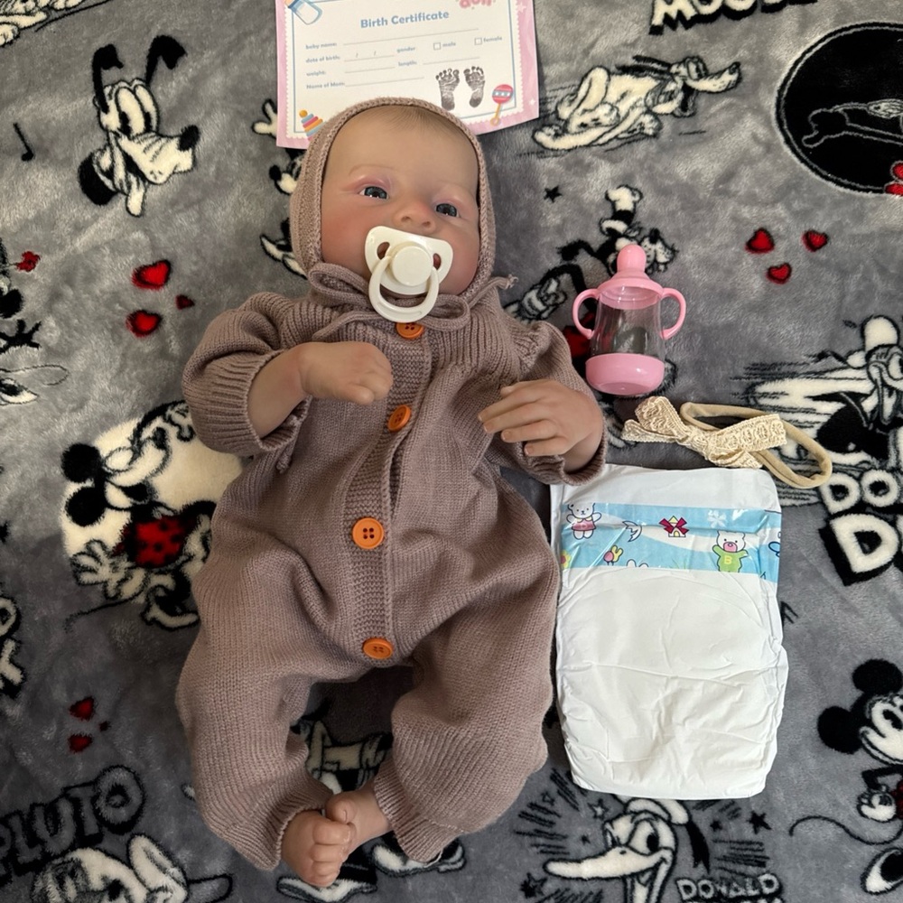 Baby realistic born